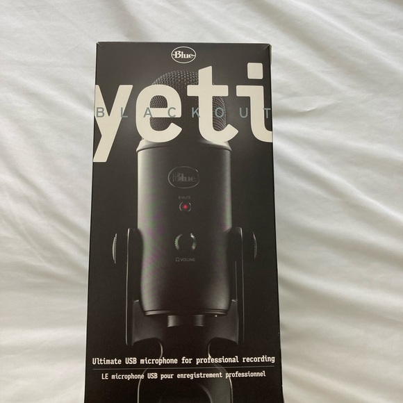 Yeti Blackout Recording Microphone Bundle! - Picture 4 of 5
